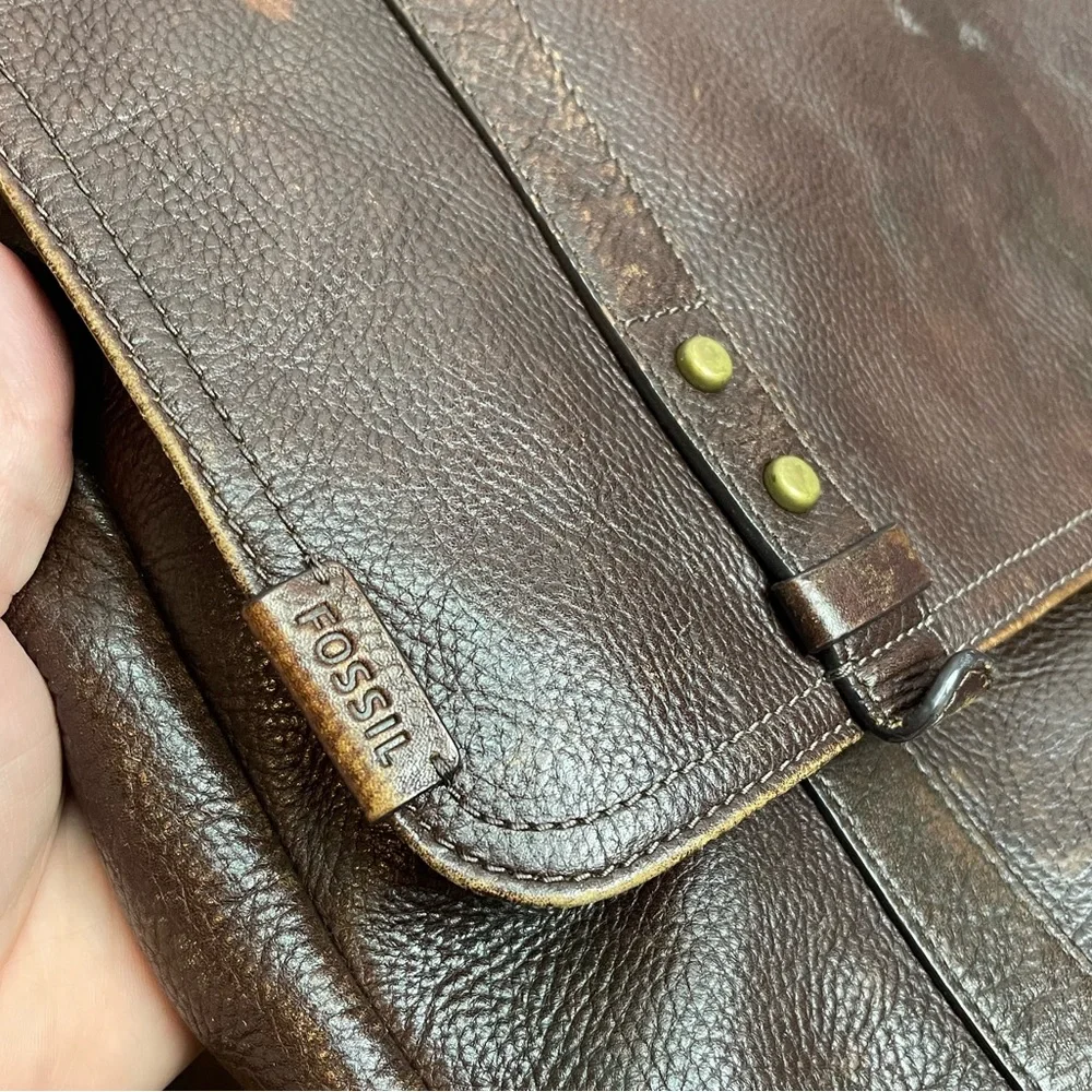Fossil travis brown leather messenger bag